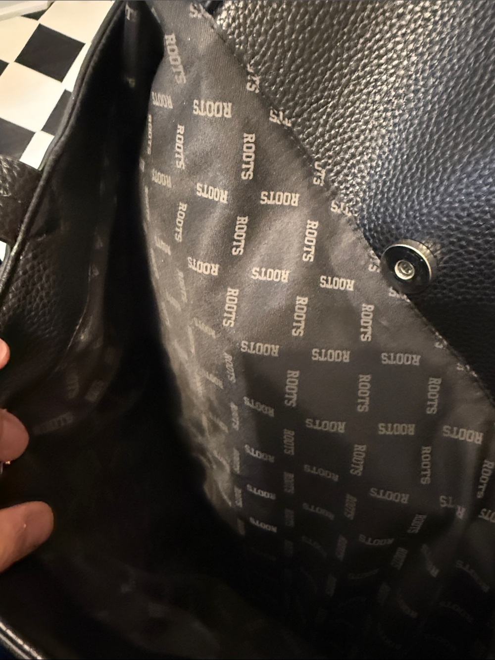 Roots Black Vegan Pebbled Leather Laptop Bag/satchel with Shoulder Strap-Unisex - Picture 7 of 16